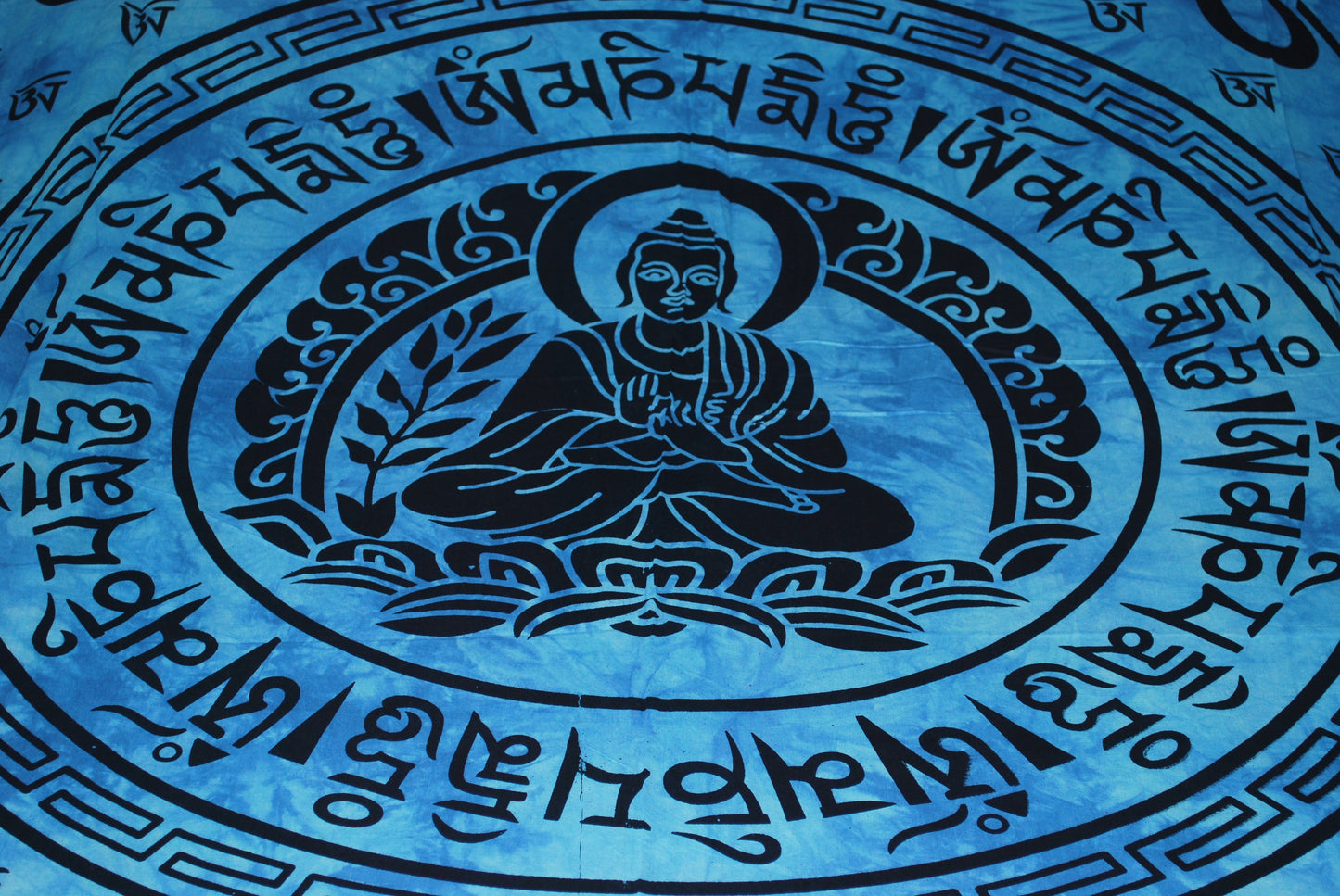 Giant Om Bed Throw