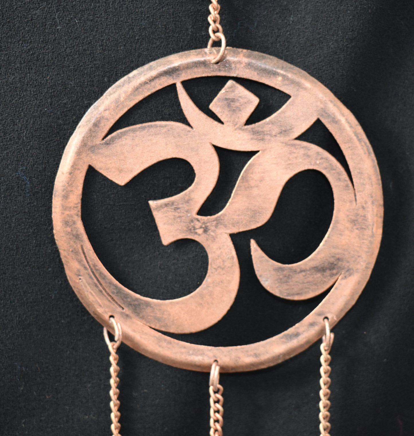 Hanging Om